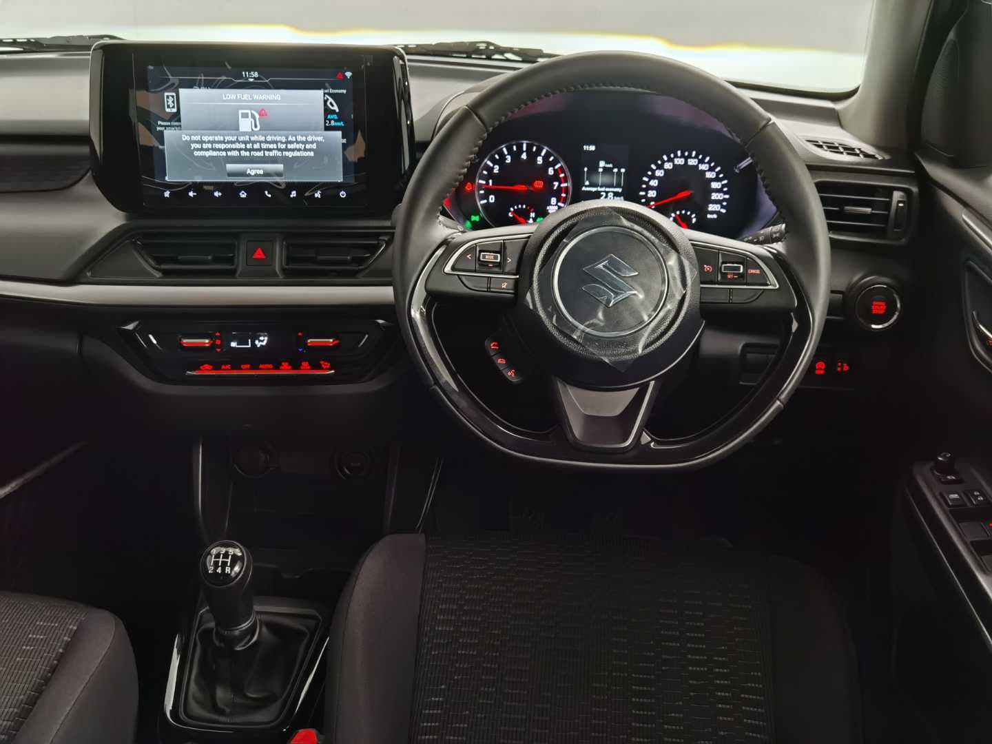 SUZUKI SWIFT 1.2 GLX image 18