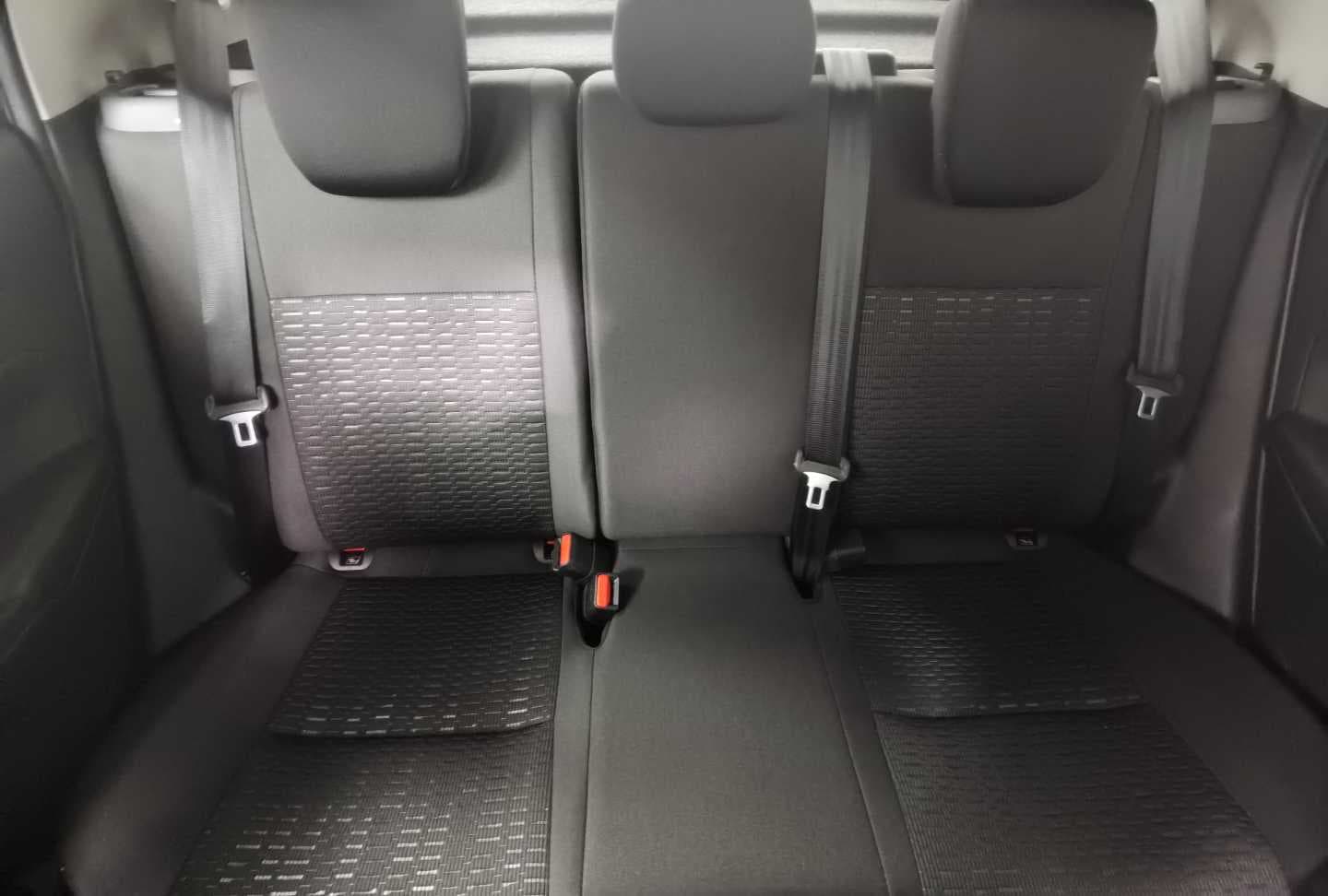 SUZUKI SWIFT 1.2 GL image 19