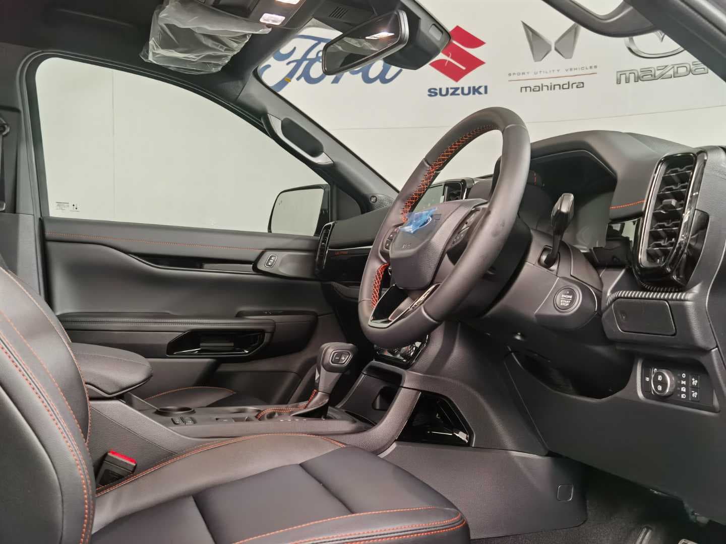 FORD RANGER 2.3 WILDTRAK A/T D/C P/U image 17