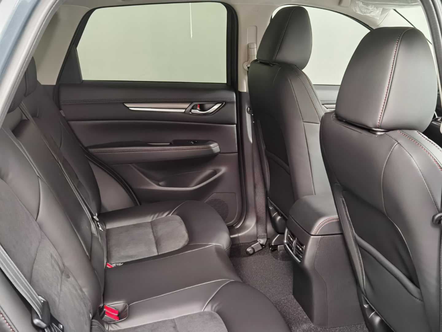 MAZDA CX-5 2.0 CARBON EDITION A/T image 20