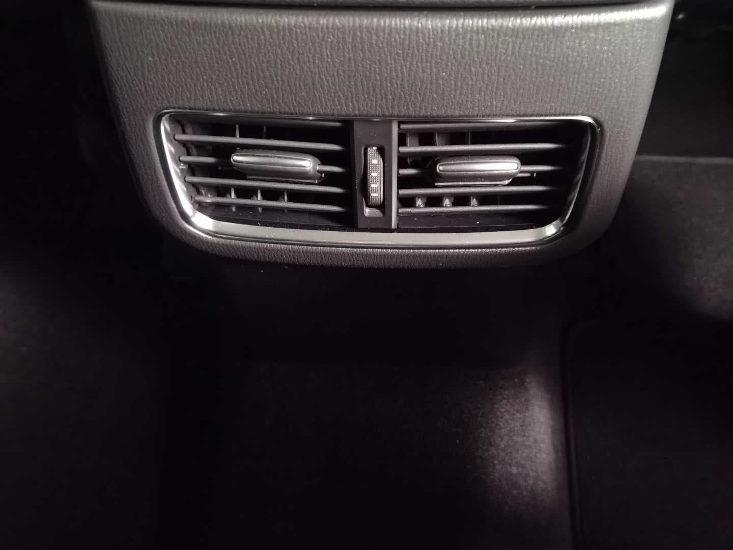 MAZDA CX-5 2.0 CARBON EDITION A/T image 14