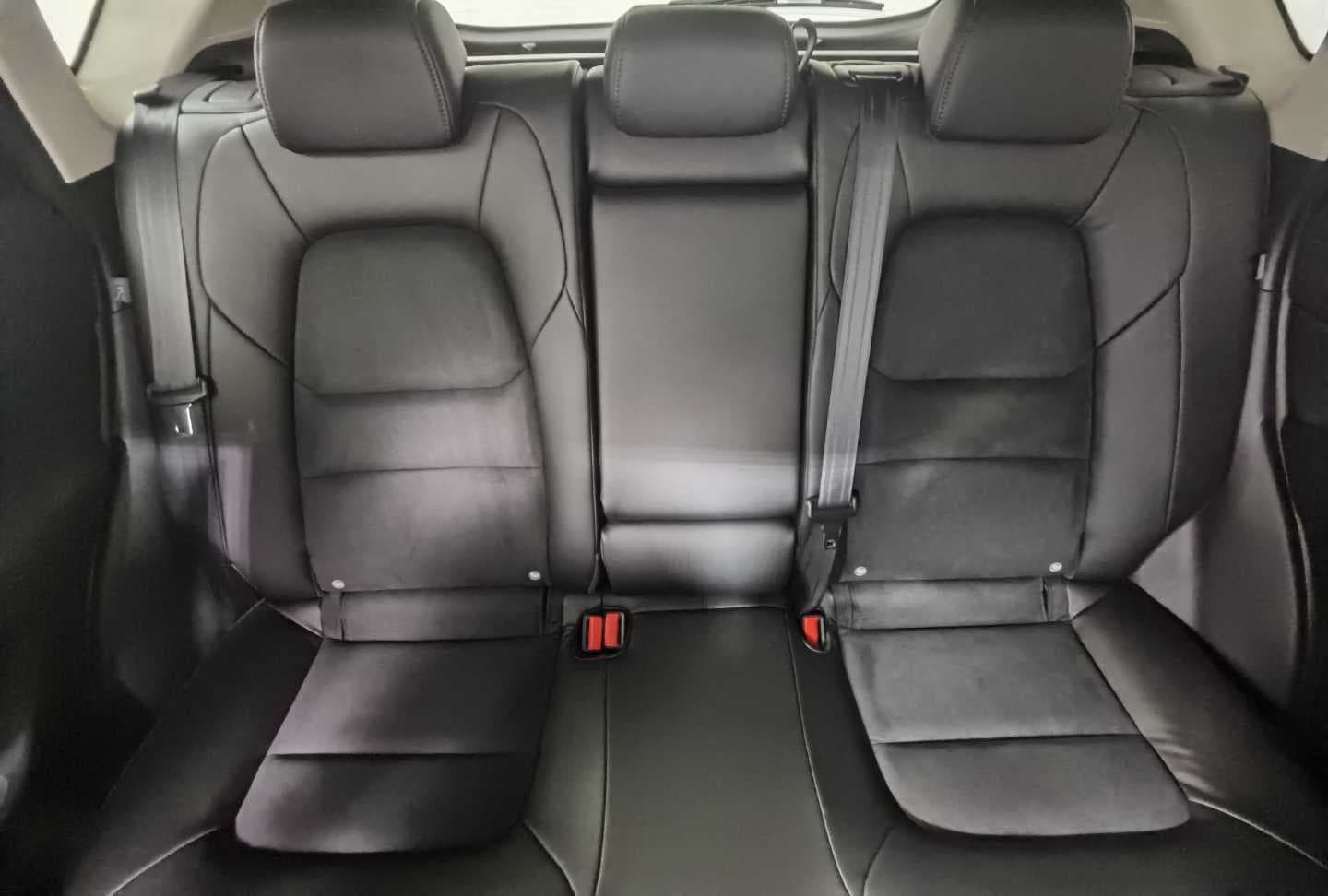 MAZDA CX-5 2.0 CARBON EDITION A/T image 19