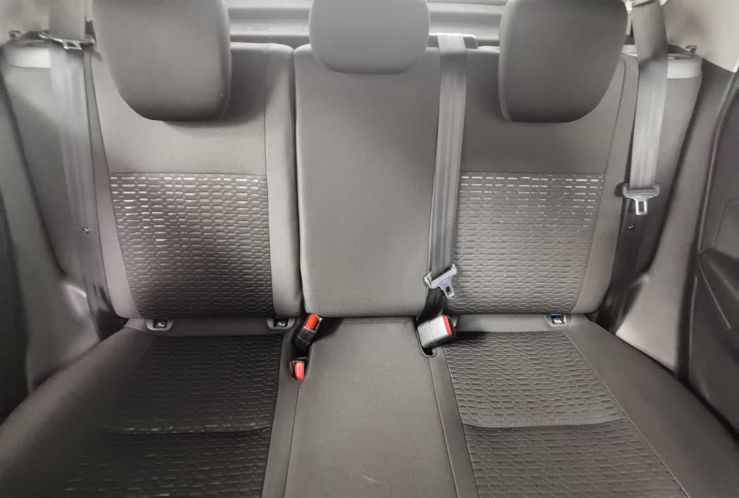 SUZUKI SWIFT 1.2 GL+ image 21