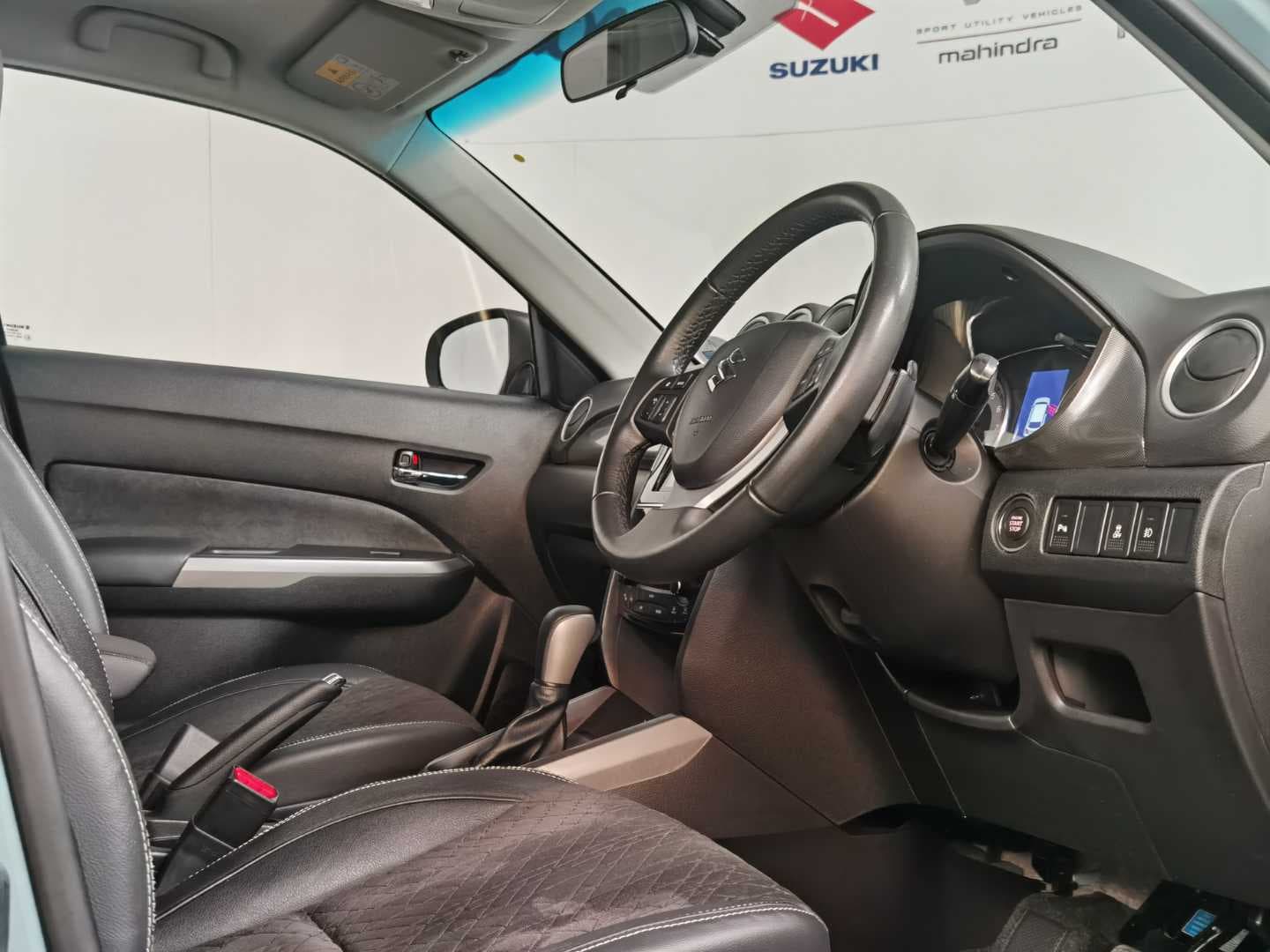SUZUKI VITARA 1.4T GLX A/T image 17