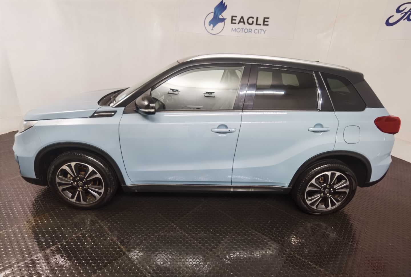 SUZUKI VITARA 1.4T GLX A/T image 11