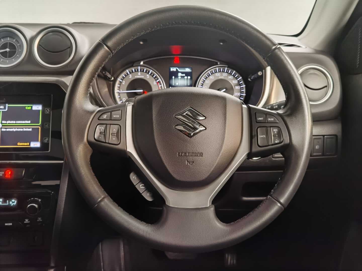 SUZUKI VITARA 1.4T GLX A/T image 19