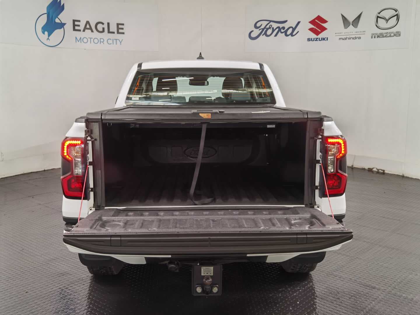 FORD RANGER 2.0D BI-TURBO XLT HR A/T D/C P/U image 6