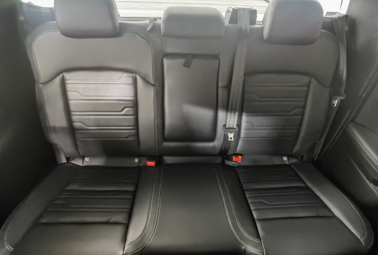 FORD RANGER 2.0D BI-TURBO XLT HR A/T D/C P/U image 20