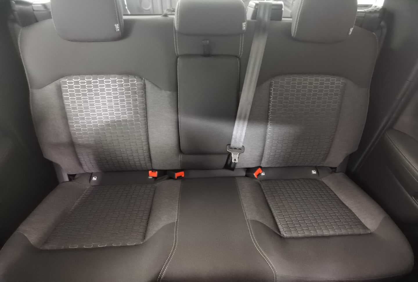 FORD RANGER 2.0D SIT XLT A/T D/C P/U image 21
