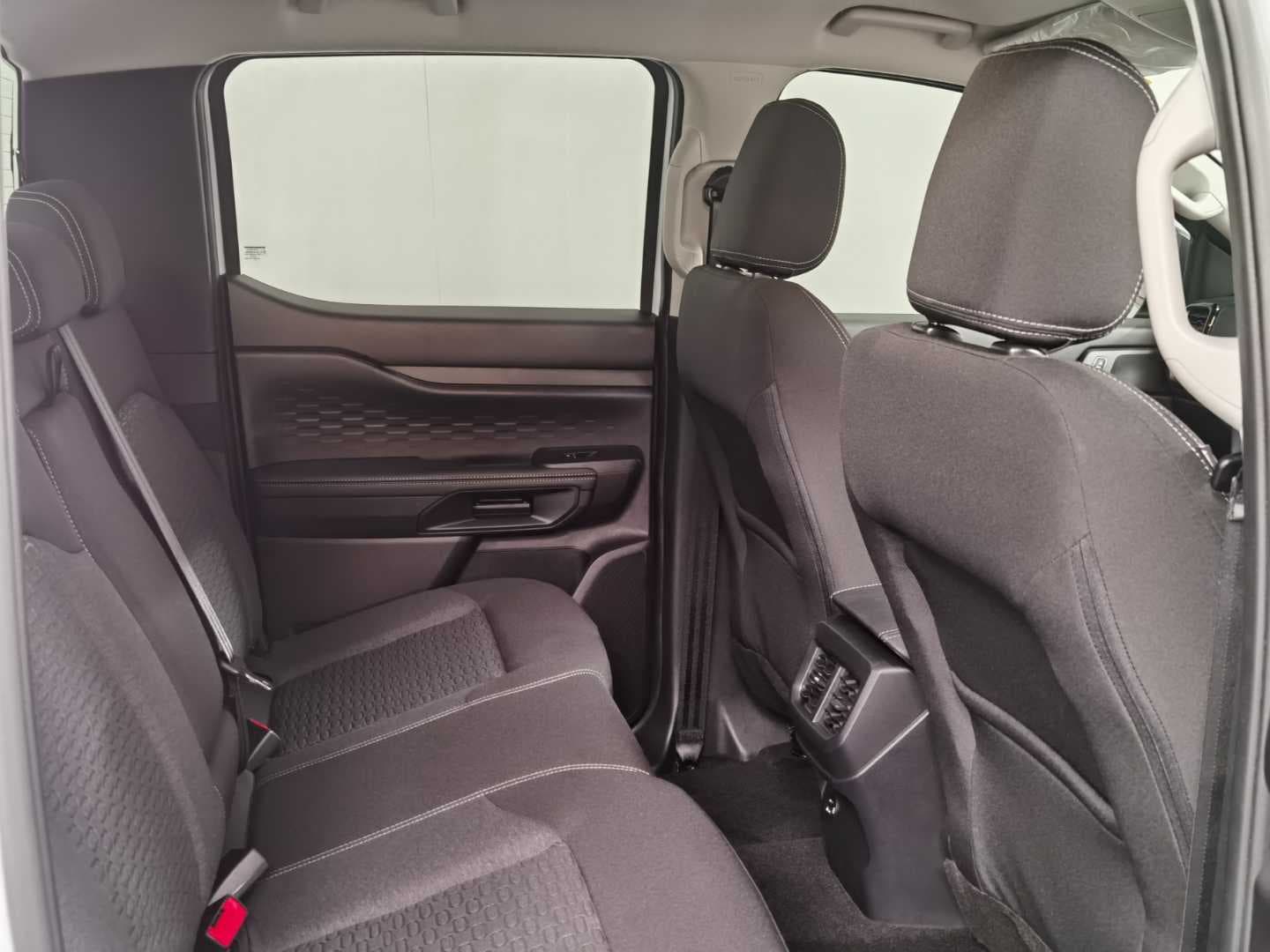 FORD RANGER 2.0D SIT XLT A/T D/C P/U image 20