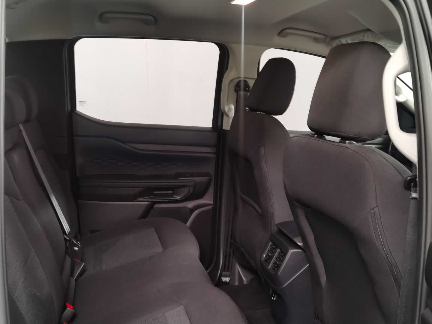 FORD RANGER 2.0D SIT XL A/T D/C P/U image 19