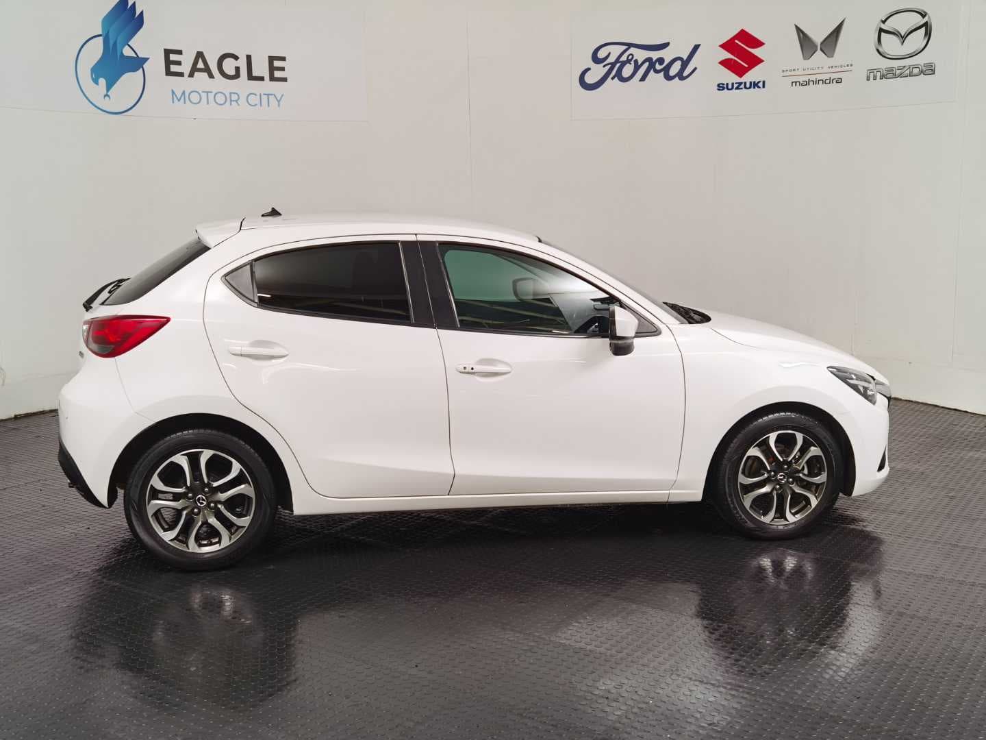 MAZDA MAZDA2 1.5 INDIVIDUAL A/T 5DR image 10