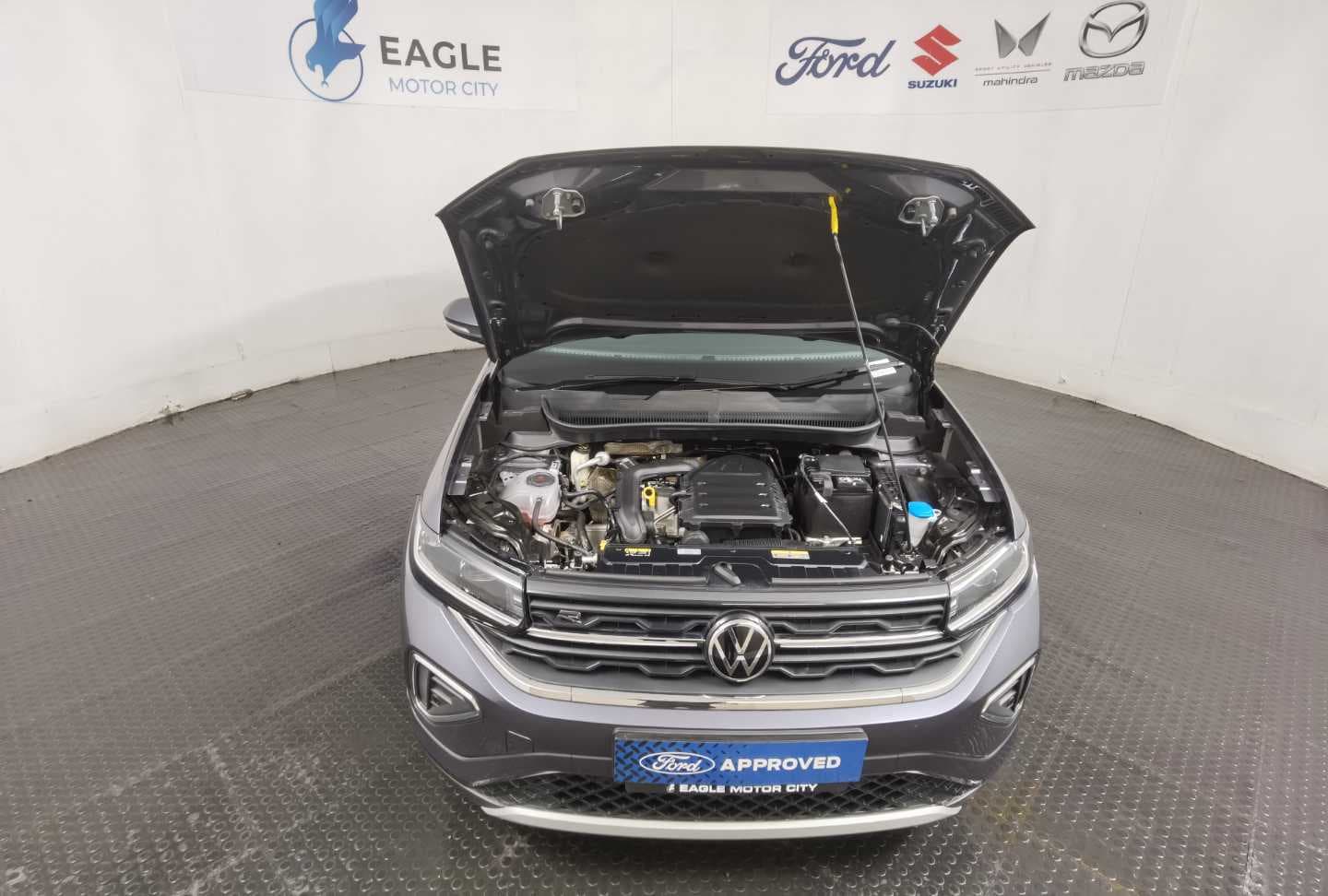 VOLKSWAGEN T-CROSS 1.0 TSI R-LINE DSG image 4
