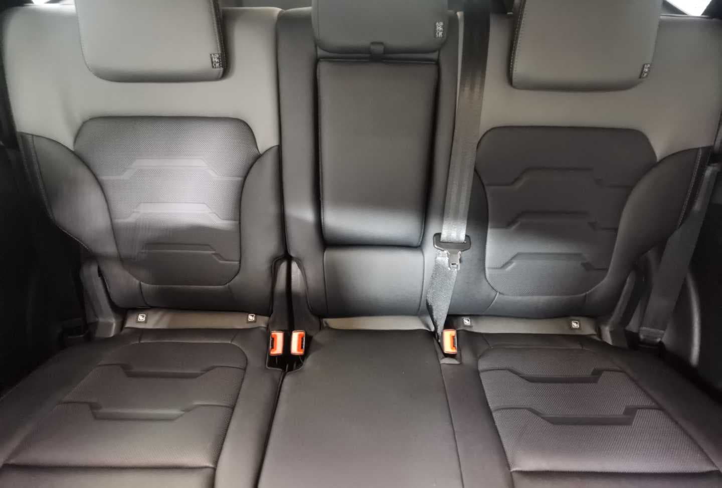 FORD EVEREST 3.0D V6 SPORT AWD A/T image 21