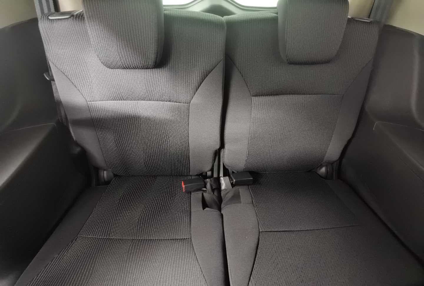 SUZUKI ERTIGA 1.5 GA image 21