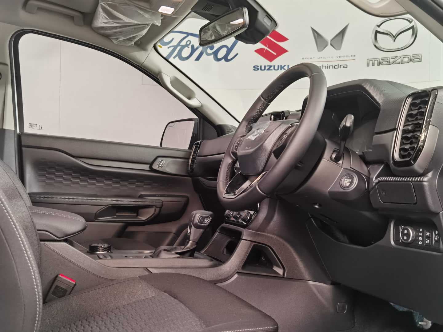 FORD RANGER 2.0D SIT XLT 4X4 A/T D/C P/U image 21