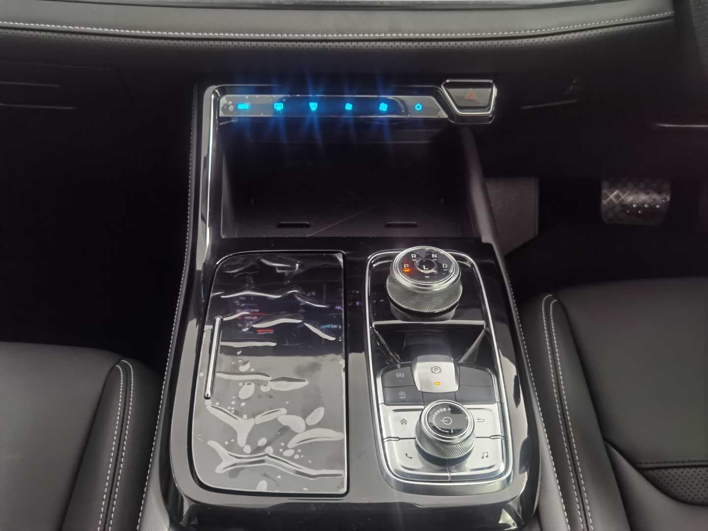 FORD TERRITORY TREND 1.8L ECOBOOST A/T image 13