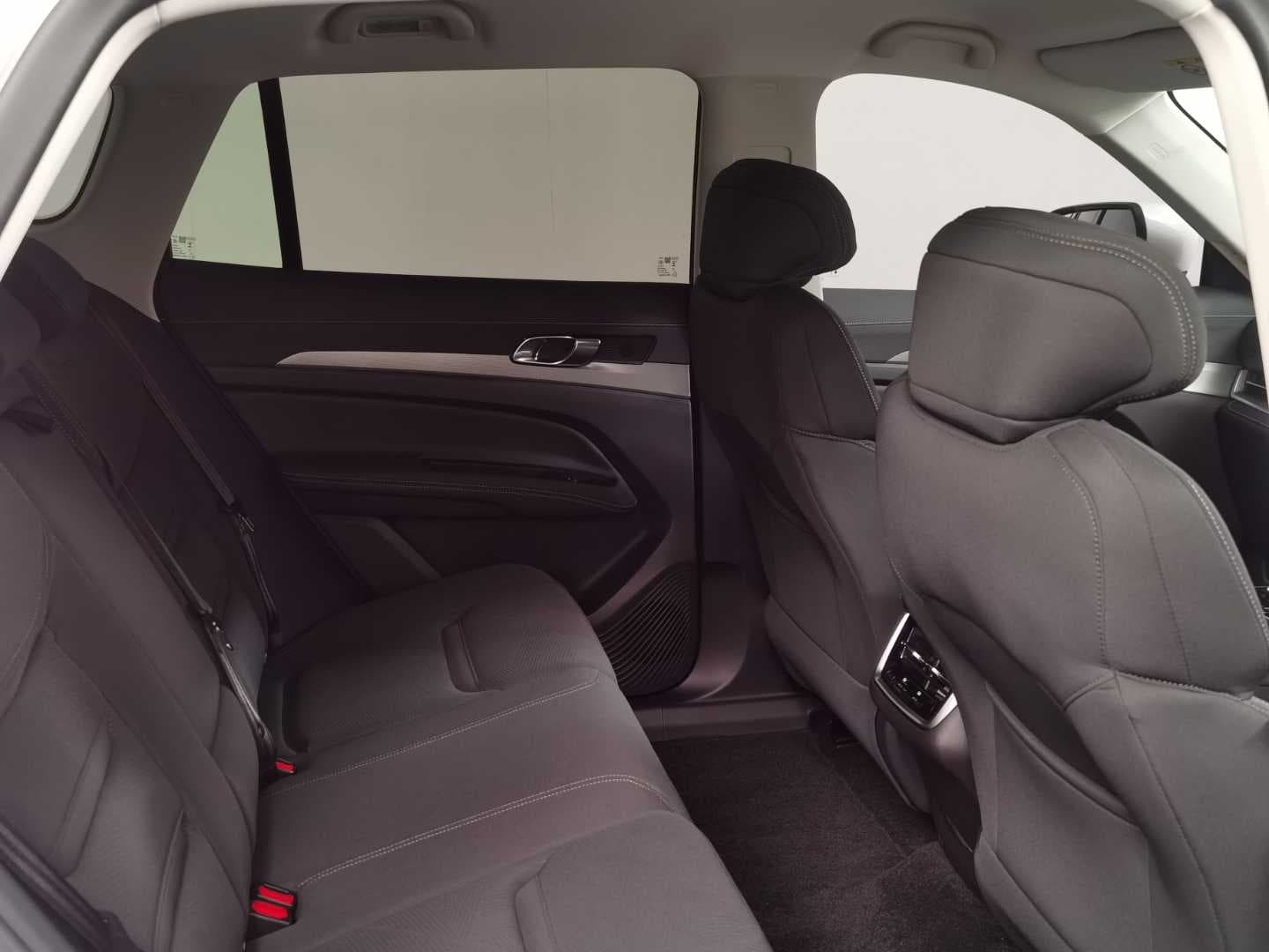FORD TERRITORY AMBIENTE 1.8L ECOBOOST A/T image 19
