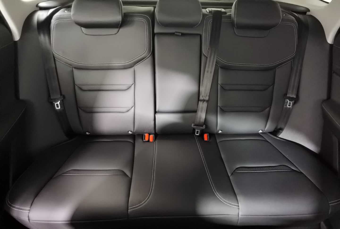 FORD TERRITORY TREND 1.8L ECOBOOST A/T image 19