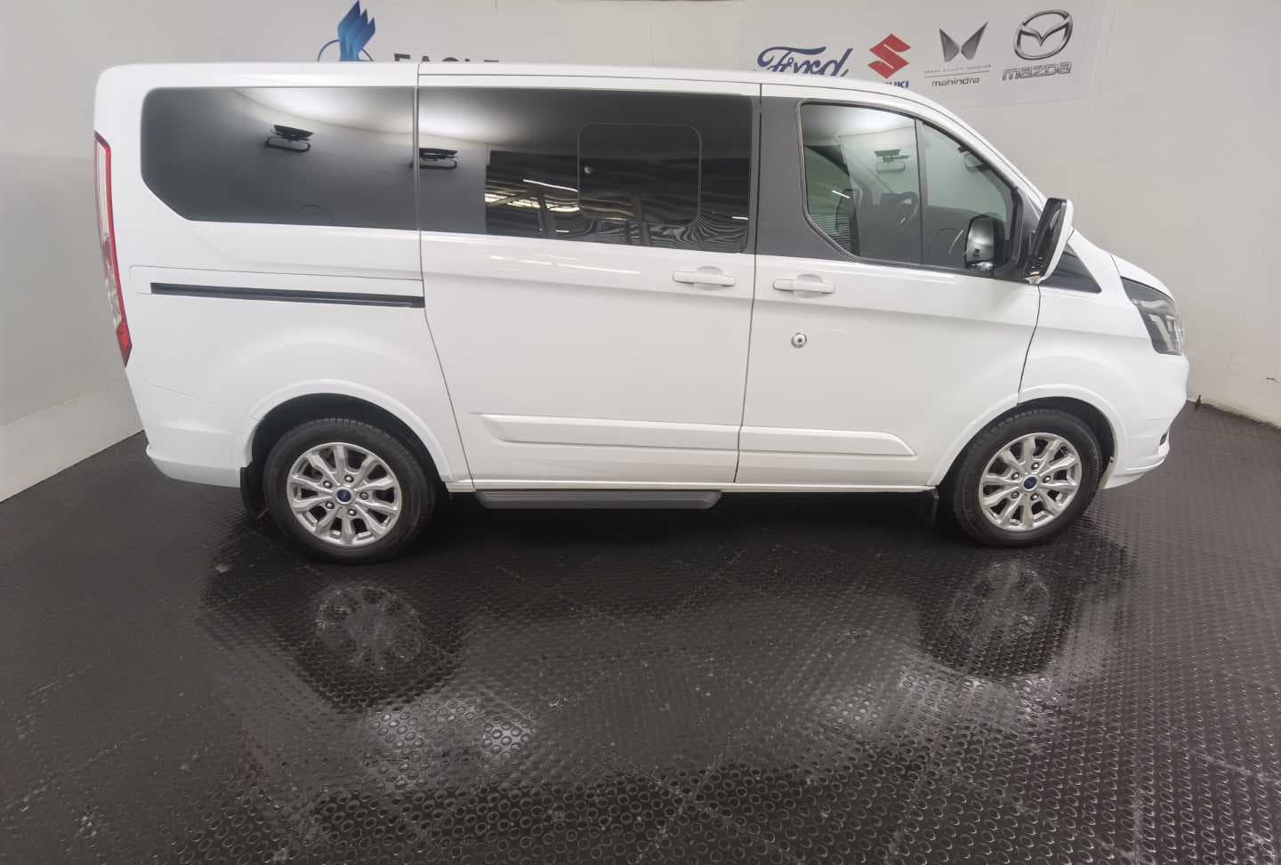 FORD TOURNEO CUSTOM 2.0TDCi TREND A/T (96KW) image 10