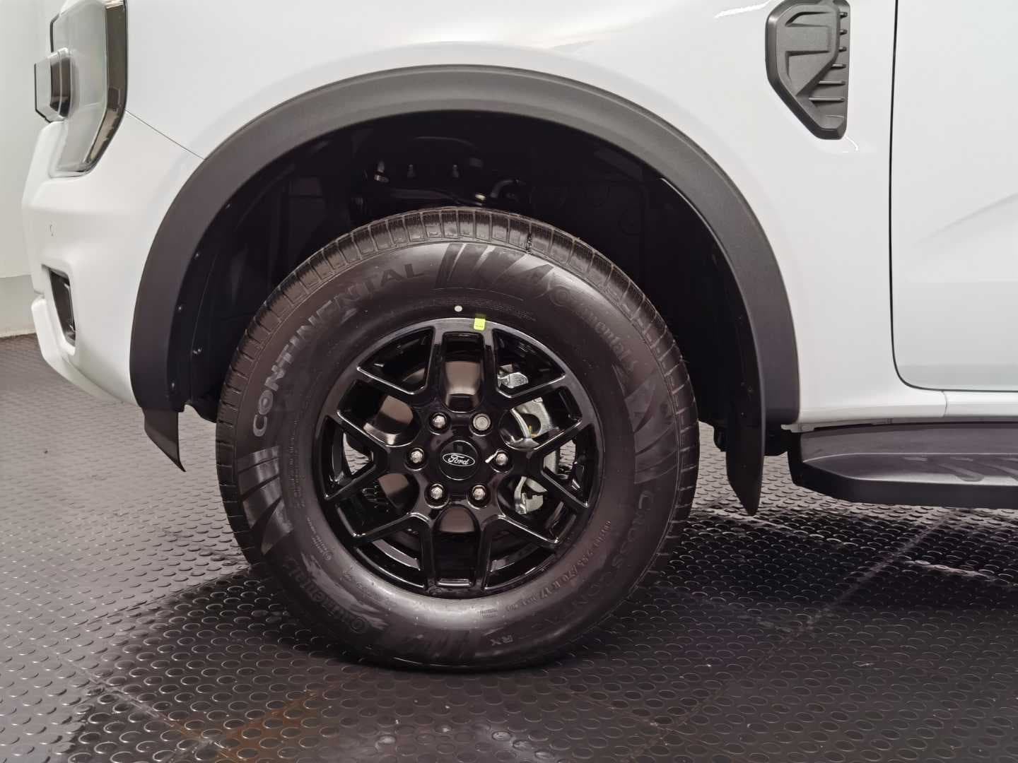 FORD RANGER 2.0D SIT XL 4X4 A/T D/C P/U image 13
