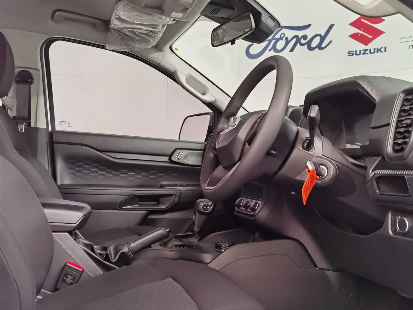 FORD RANGER 2.0D SIT XL 4X4 A/T D/C P/U image 17