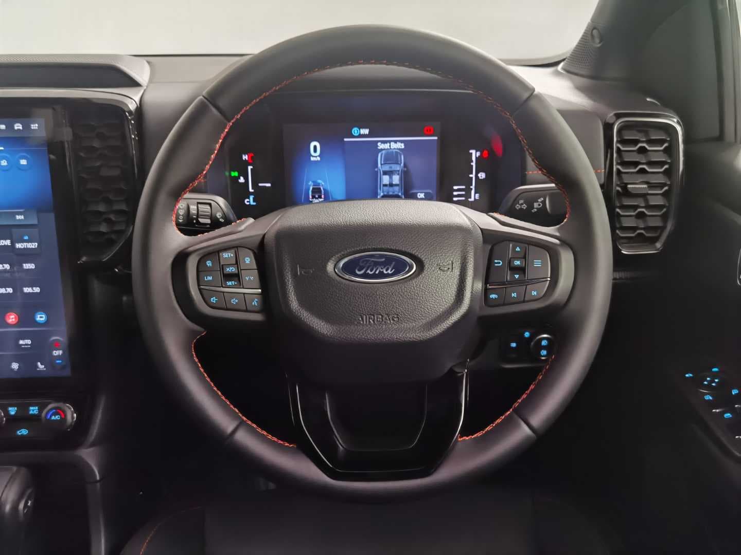 FORD RANGER 2.3 WILDTRAK A/T D/C P/U image 17