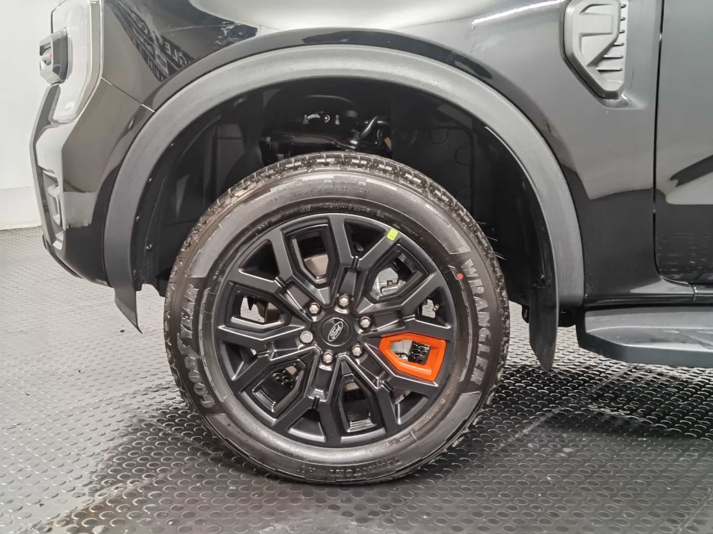 FORD RANGER 2.3 WILDTRAK A/T D/C P/U image 12