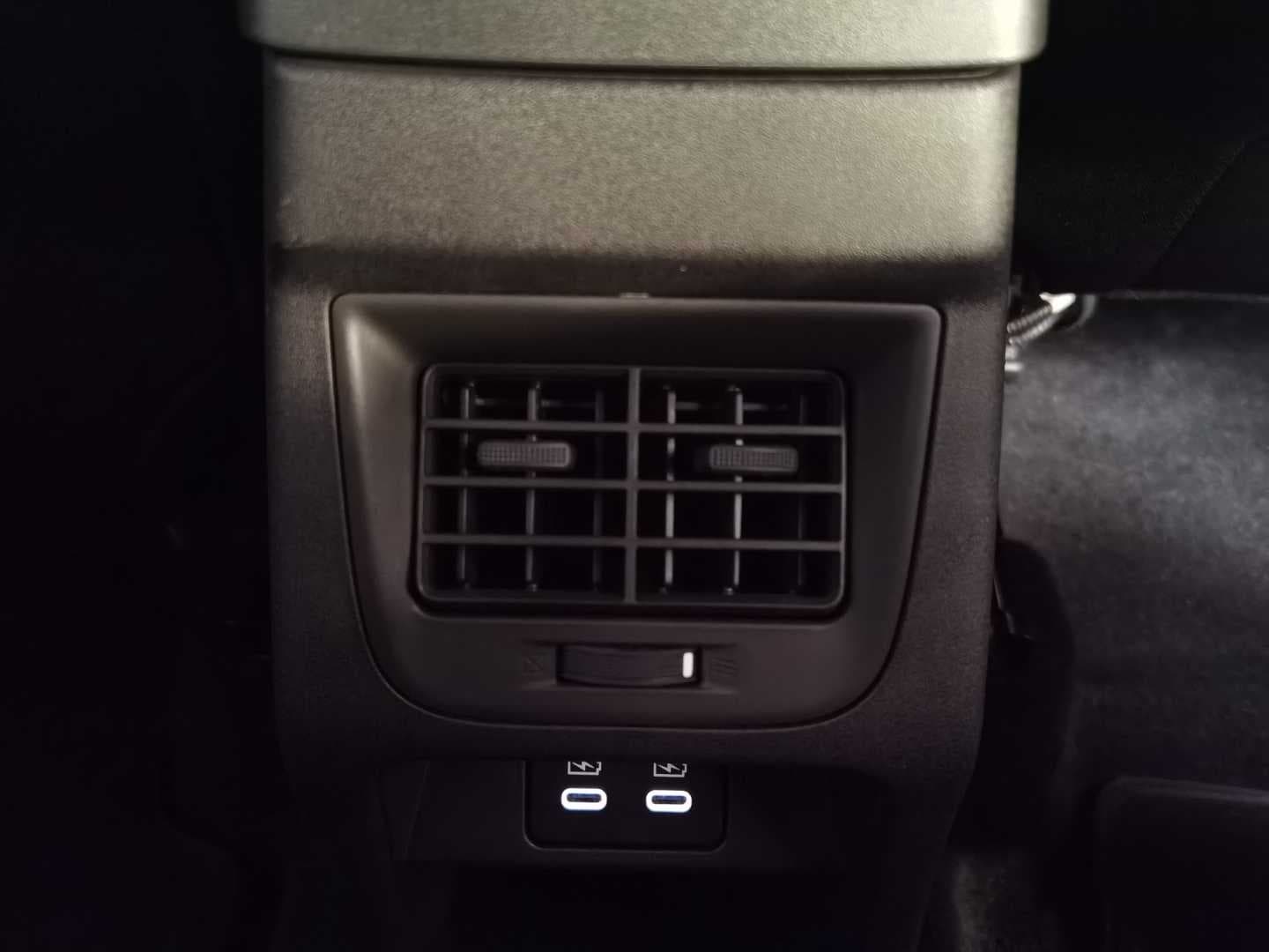 SUZUKI ACROSS 1.5 GL A/T (MILD HYBRID) image 13