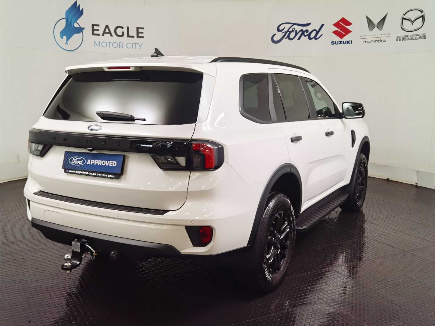 FORD EVEREST 2.0 SIT ACTIVE A/T image 9