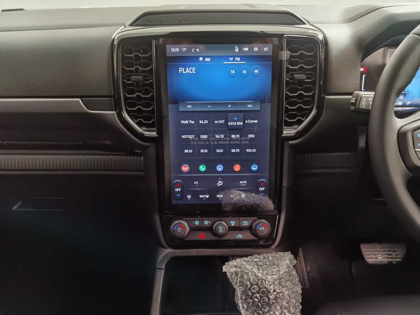 FORD EVEREST 2.0 SIT ACTIVE A/T image 13
