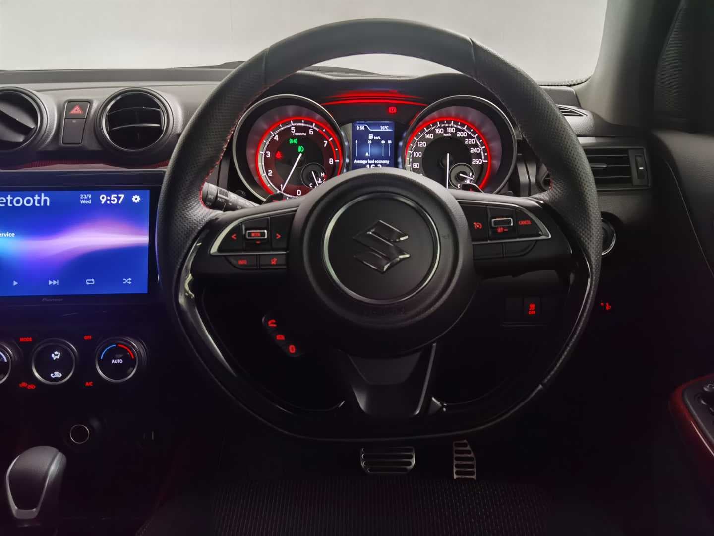 SUZUKI SWIFT 1.4T SPORT A/T image 18