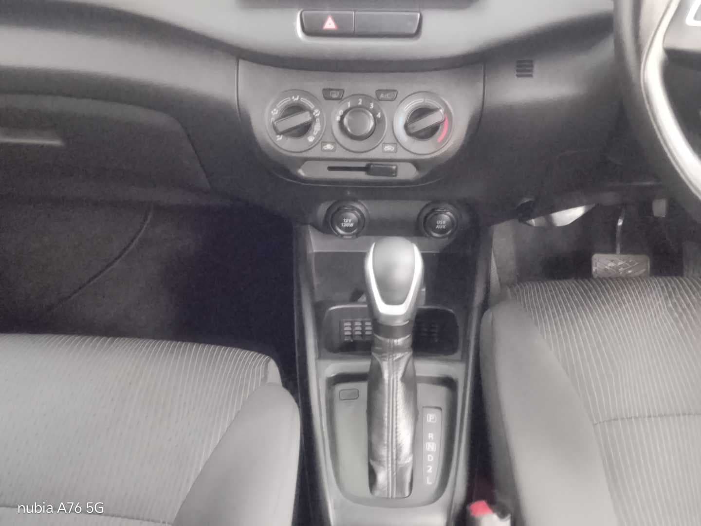 SUZUKI ERTIGA 1.5 GL A/T image 13