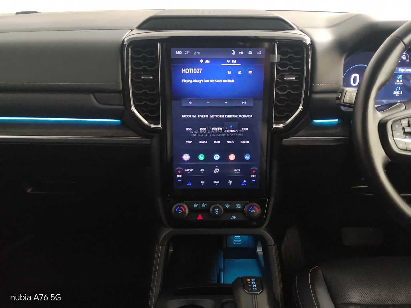 FORD EVEREST 3.0D V6 PLATINUM AWD A/T image 13