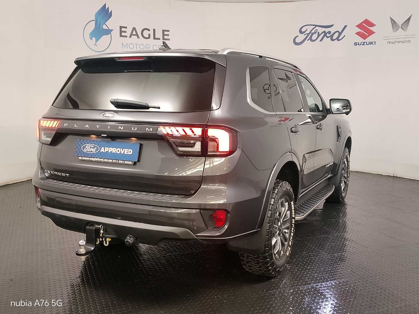 FORD EVEREST 3.0D V6 PLATINUM AWD A/T image 10