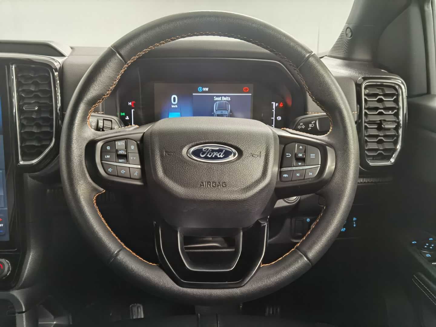FORD RANGER 2.0D BI-TURBO WILDTRAK A/T D/C P/U image 18