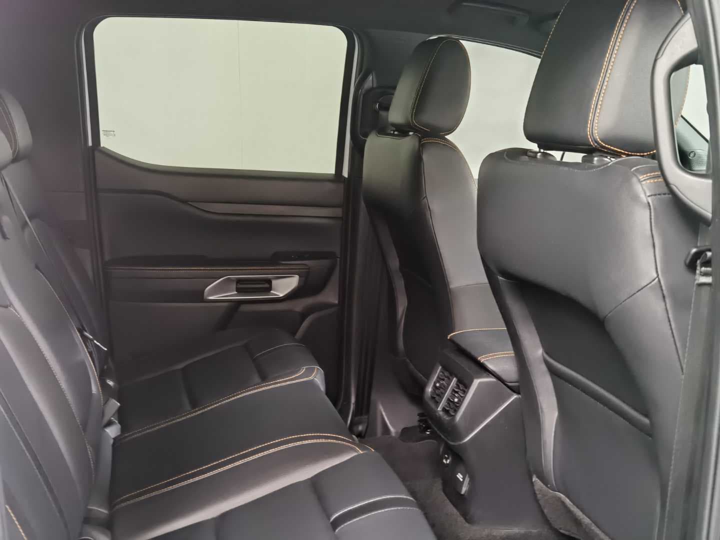 FORD RANGER 2.0D BI-TURBO WILDTRAK A/T D/C P/U image 20