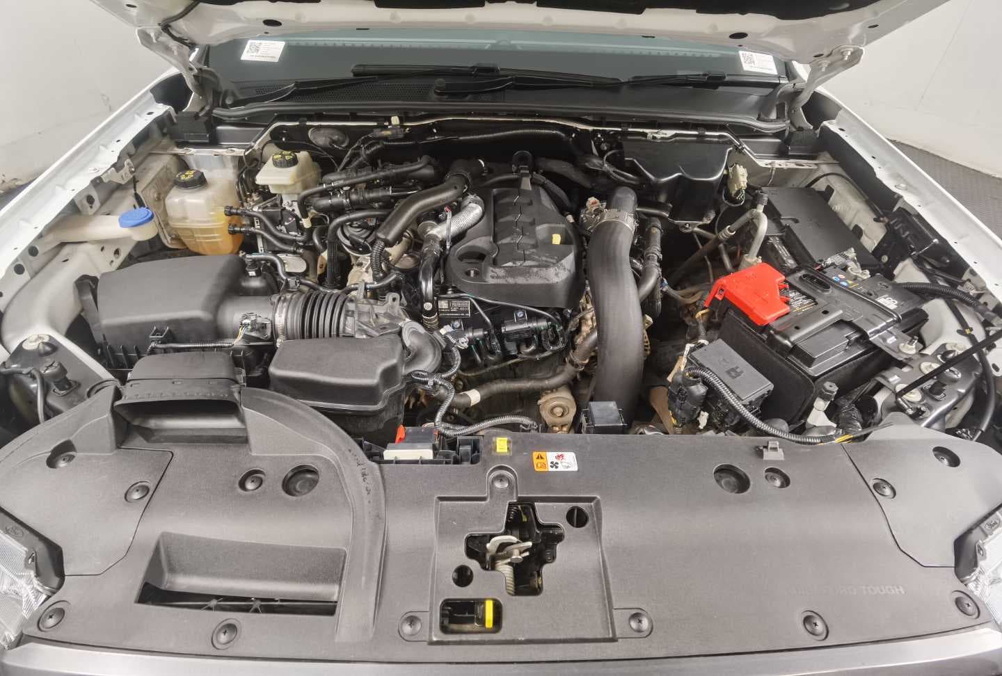 FORD RANGER 2.0D BI-TURBO WILDTRAK A/T D/C P/U image 5