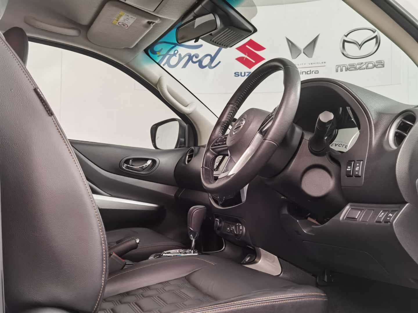 NISSAN NAVARA 2.5DDTI LE/LE PLUS 4X4 A/T D/C P/U image 16