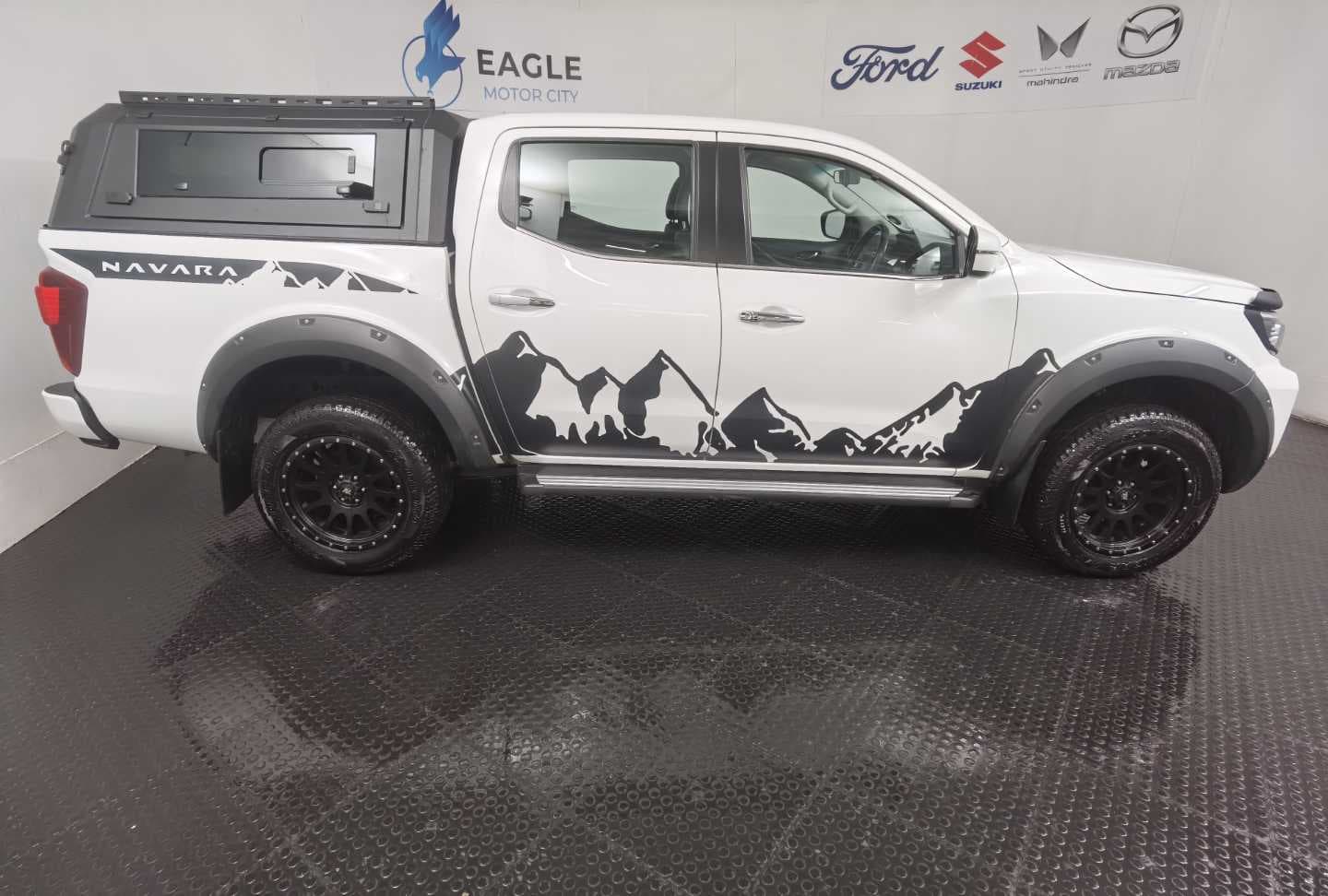 NISSAN NAVARA 2.5DDTI LE/LE PLUS 4X4 A/T D/C P/U image 10
