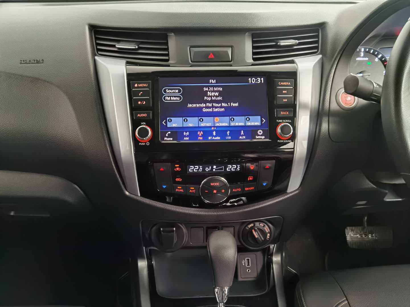 NISSAN NAVARA 2.5DDTI LE/LE PLUS 4X4 A/T D/C P/U image 12