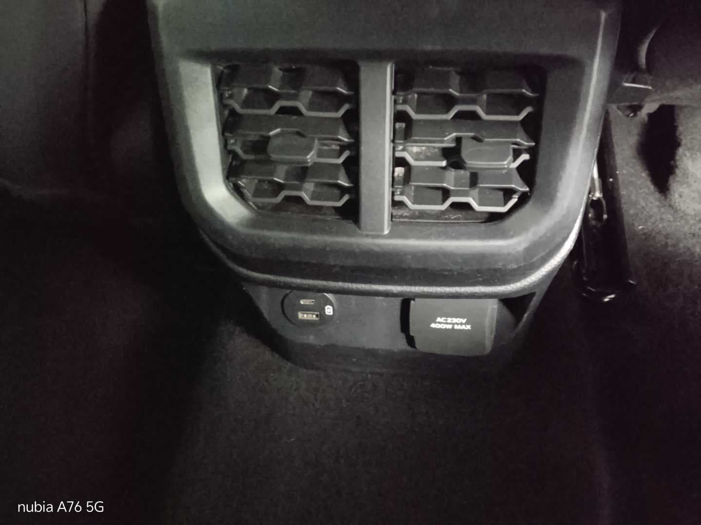 FORD RANGER 2.0D BI-TURBO WILDTRAK 4X4 A/T D/C P/U image 11
