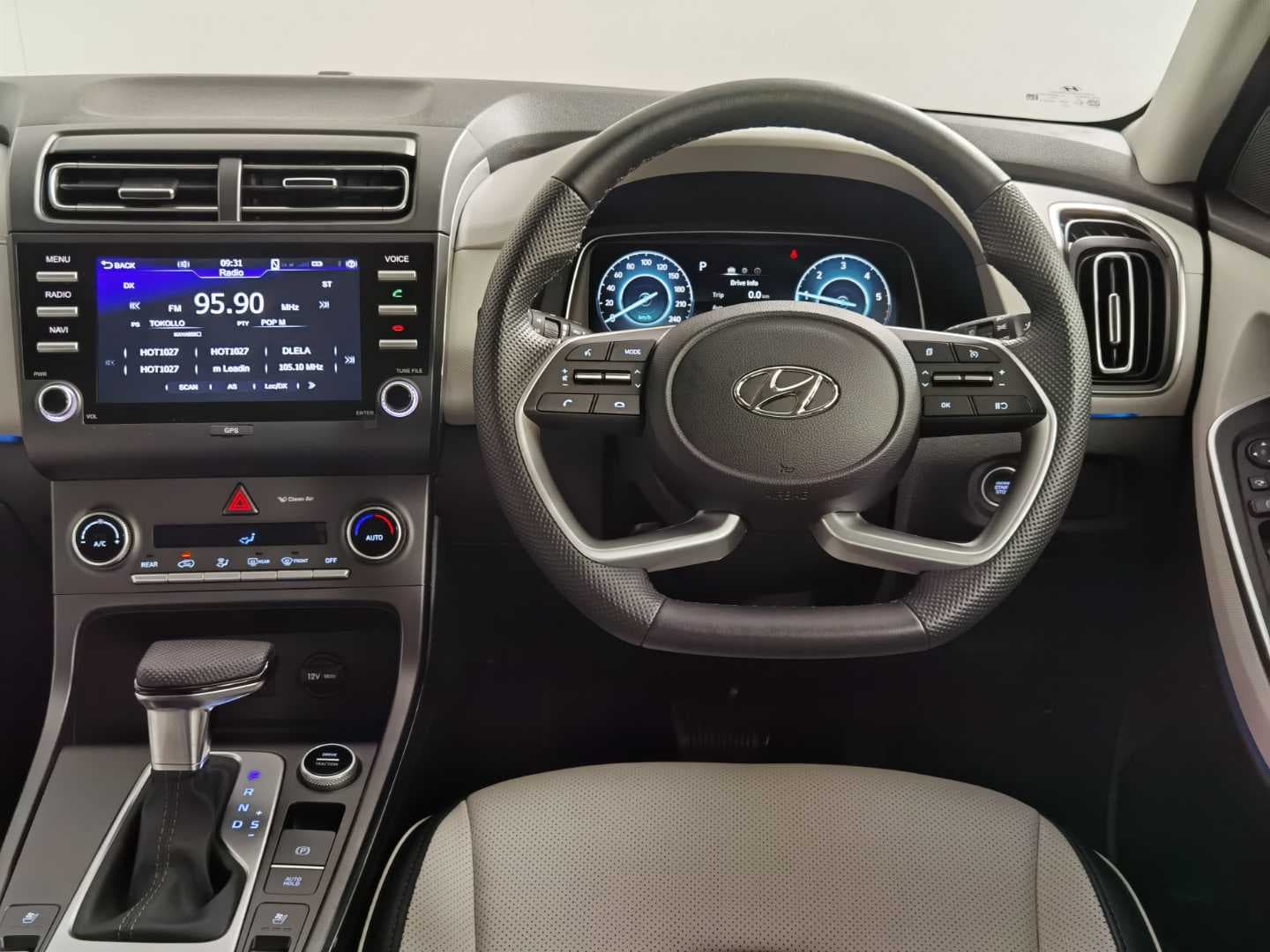HYUNDAI GRAND CRETA 1.5D ELITE A/T image 18