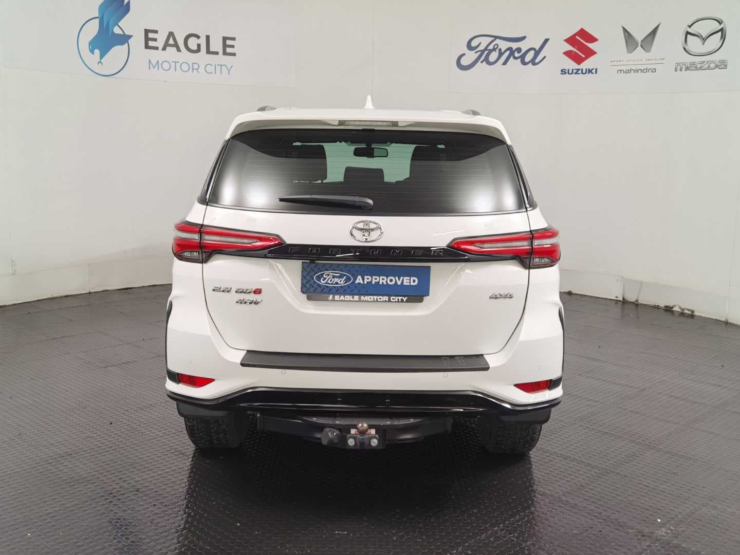 TOYOTA FORTUNER 2.8 GD-6 4X4 AT (MHEV) image 8