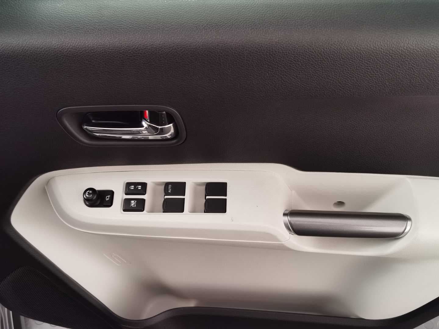 SUZUKI IGNIS 1.2 GLX A/T image 11